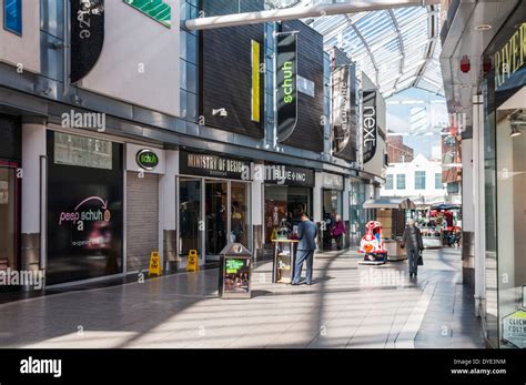 shopping in nuneaton